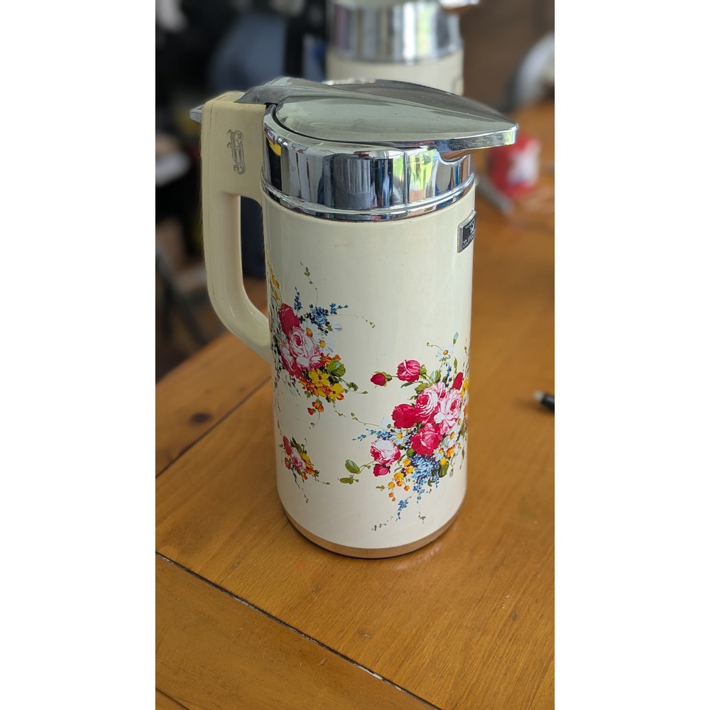 Vintage‎ Zojirushi Floral Vacuum Pitcher Carafe Made in Japan MCM Cream Chrome